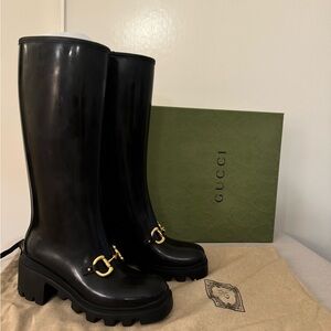 Gucci , size 38, brand new
